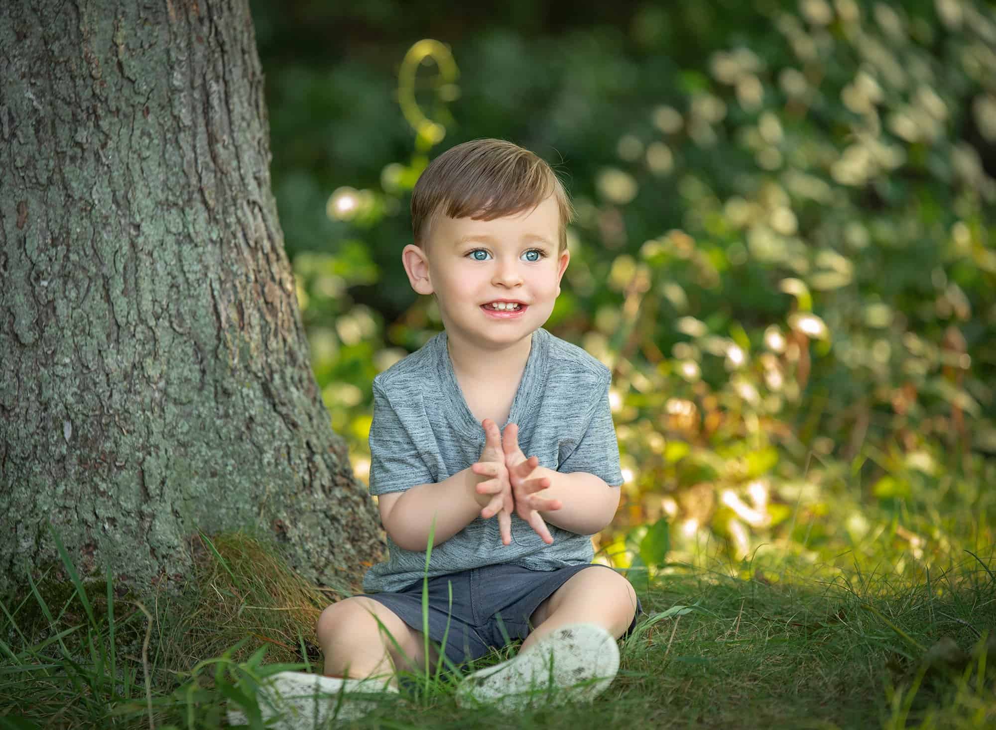2 year old boy and family photoshoot