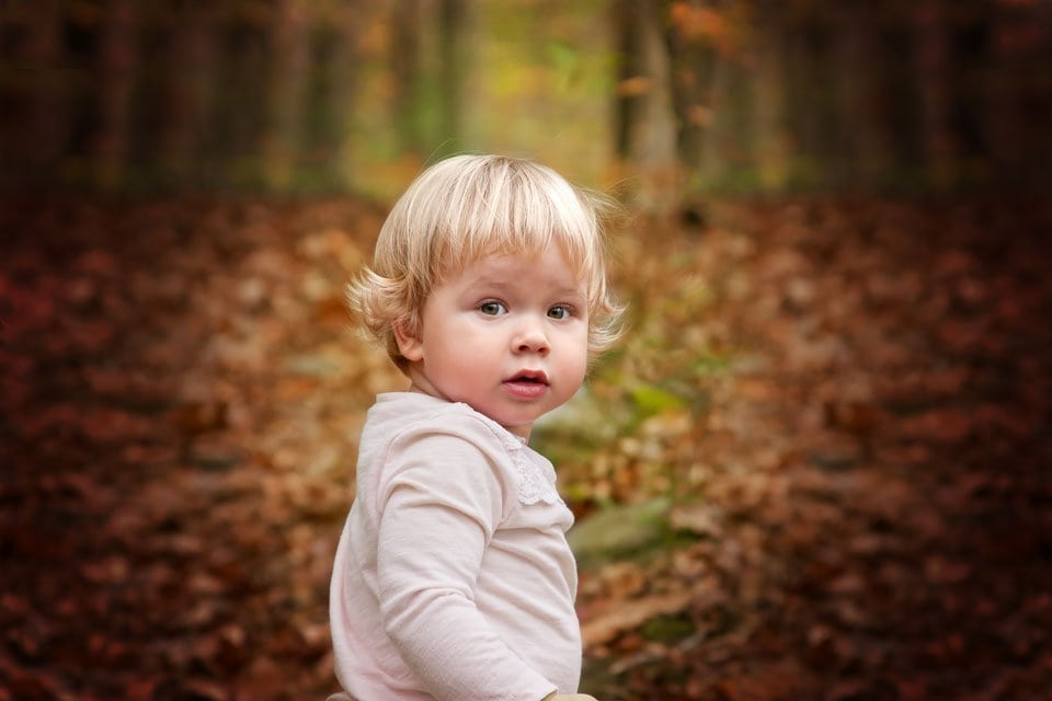Cherub is growing bigger every day. I wish there was a "vaccine" that could freeze her at this exact age. I just can't get enough of those chubby cheeks.