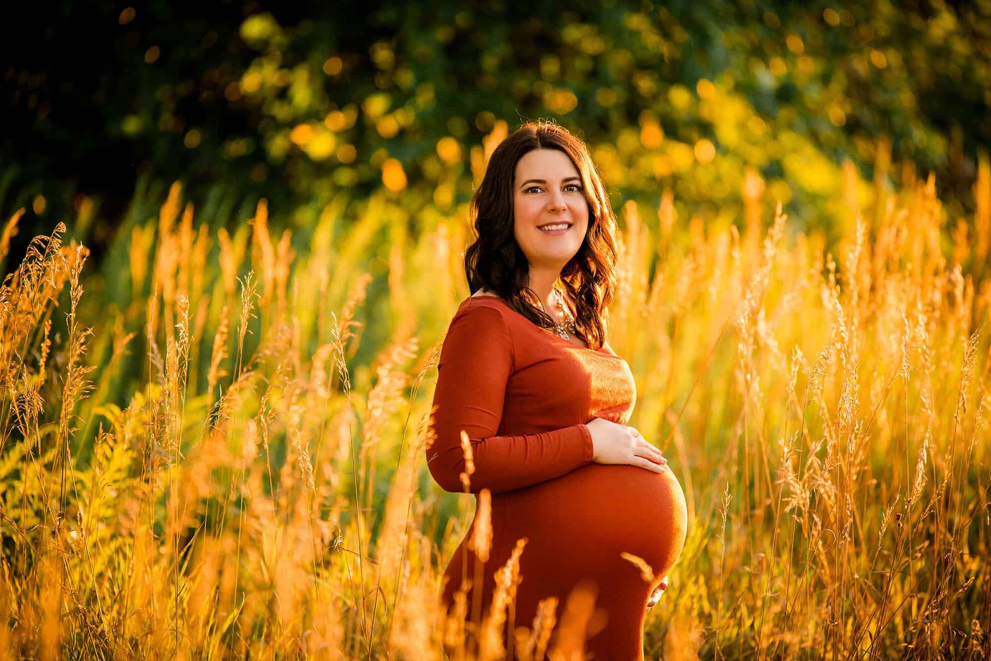 best connecticut maternity photographer