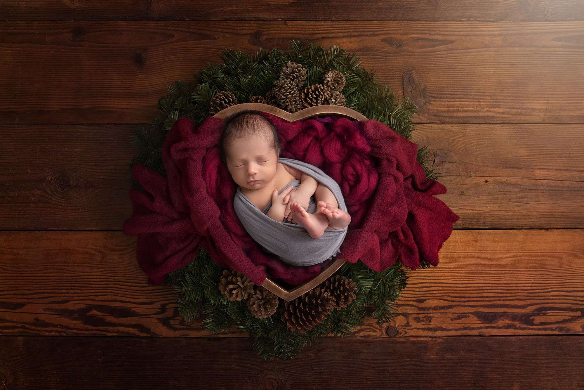 professional newborn photographer in hartford ct