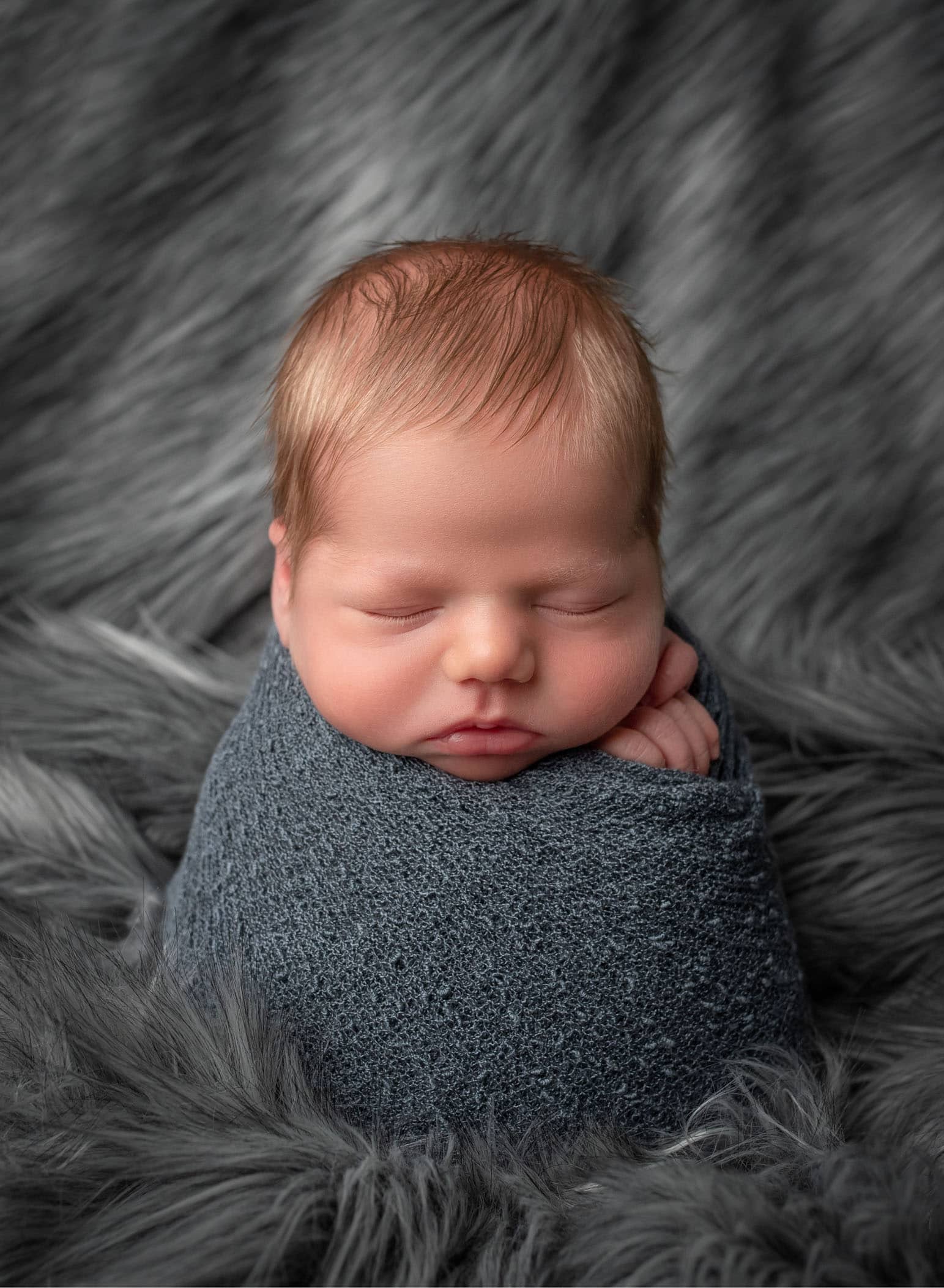 Newborn Photos Wethersfield CT