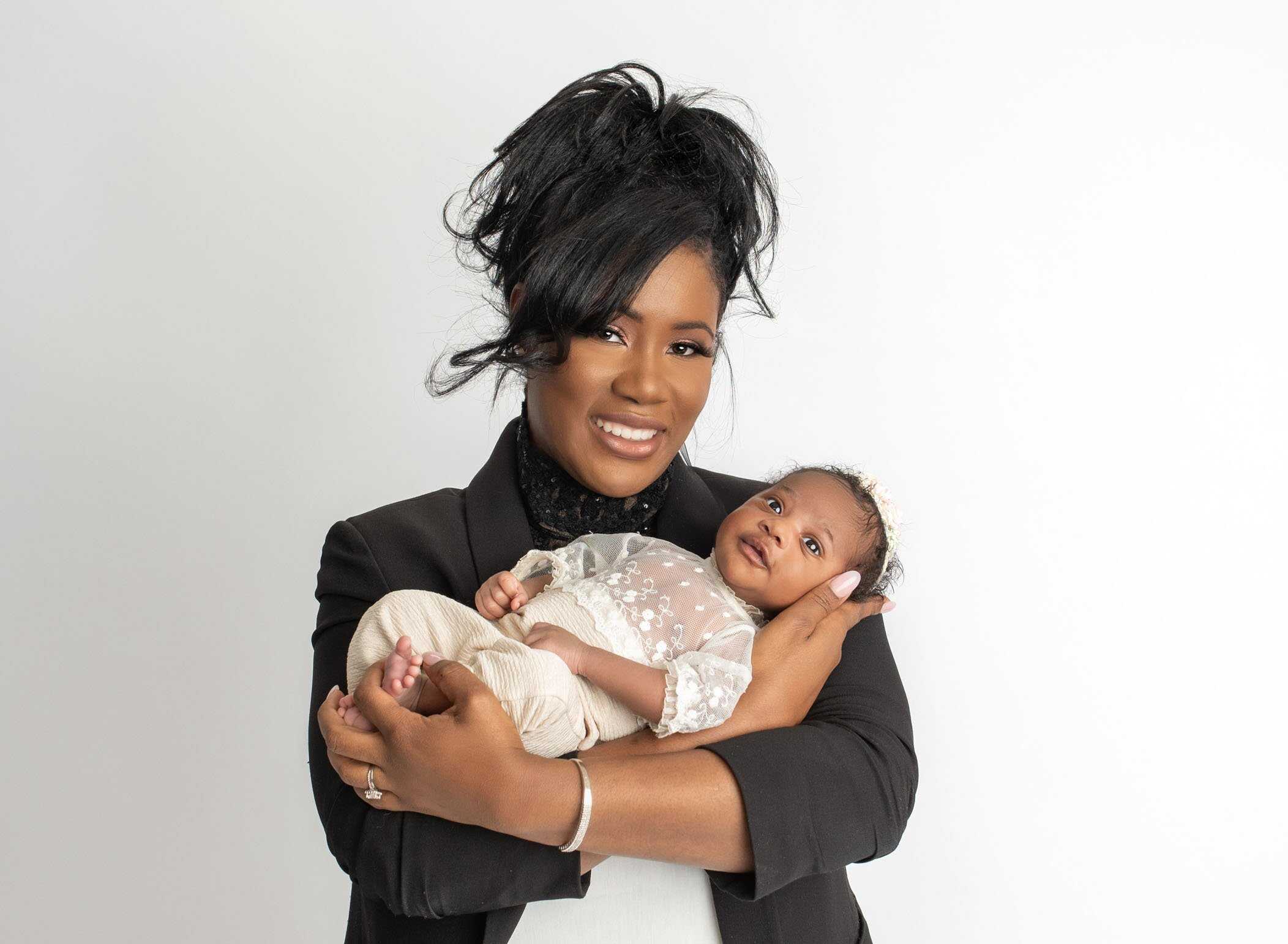 newborn & family portrait studio west hartford ct