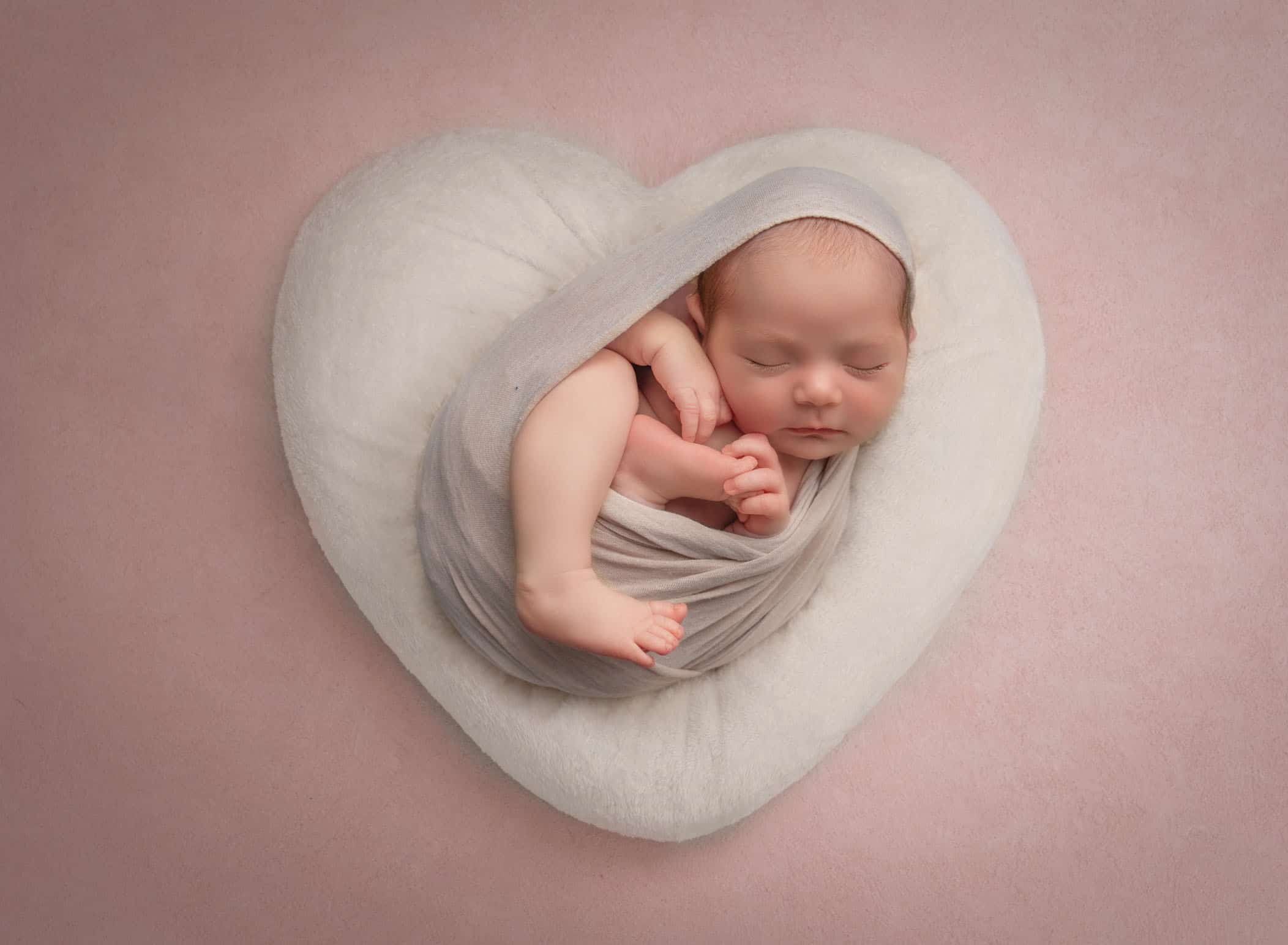 newborn photographers connecticut