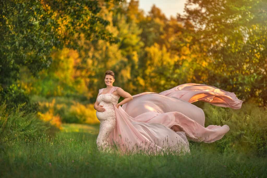 best time for maternity photos