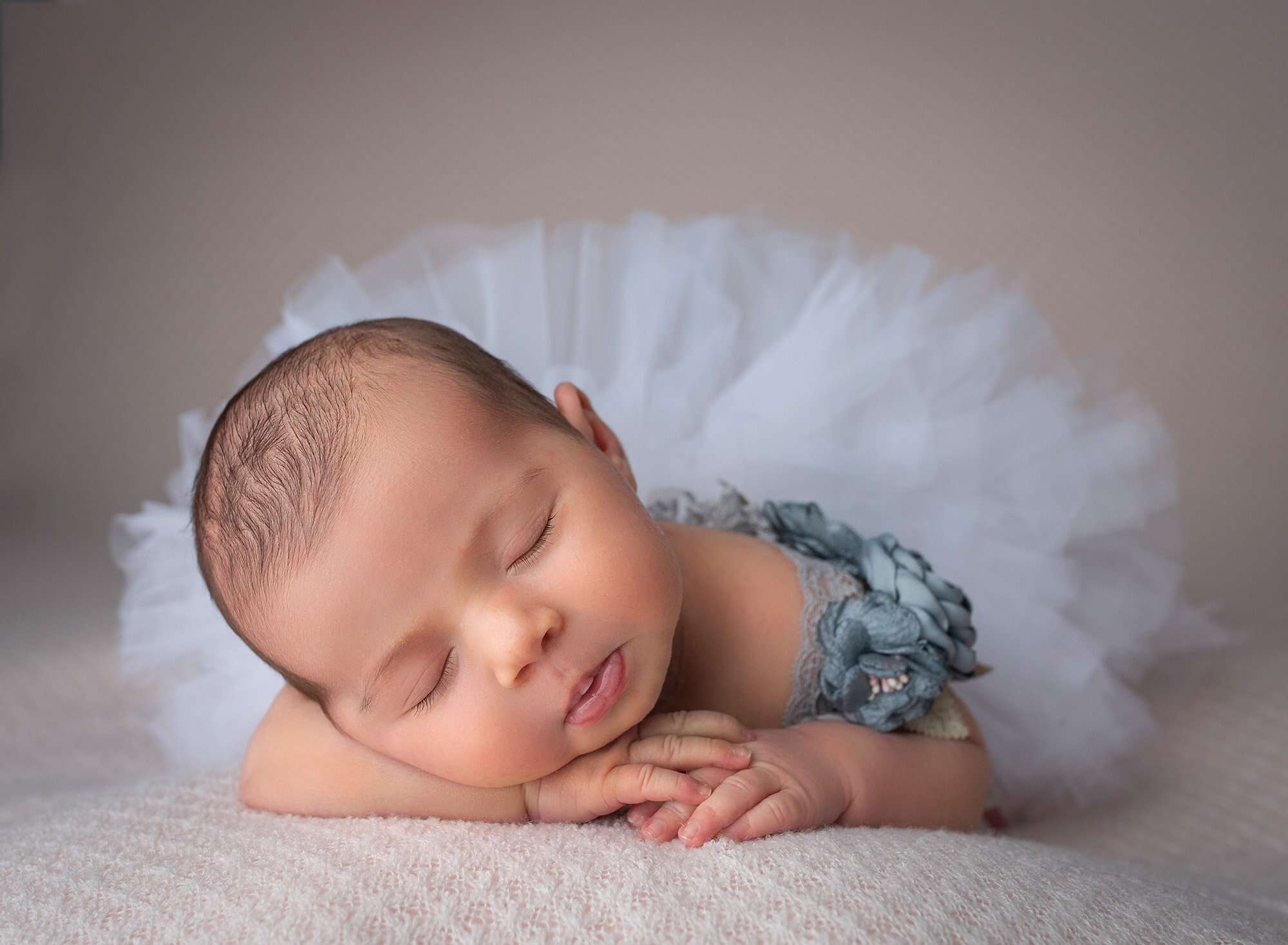 Simple Newborn Pictures