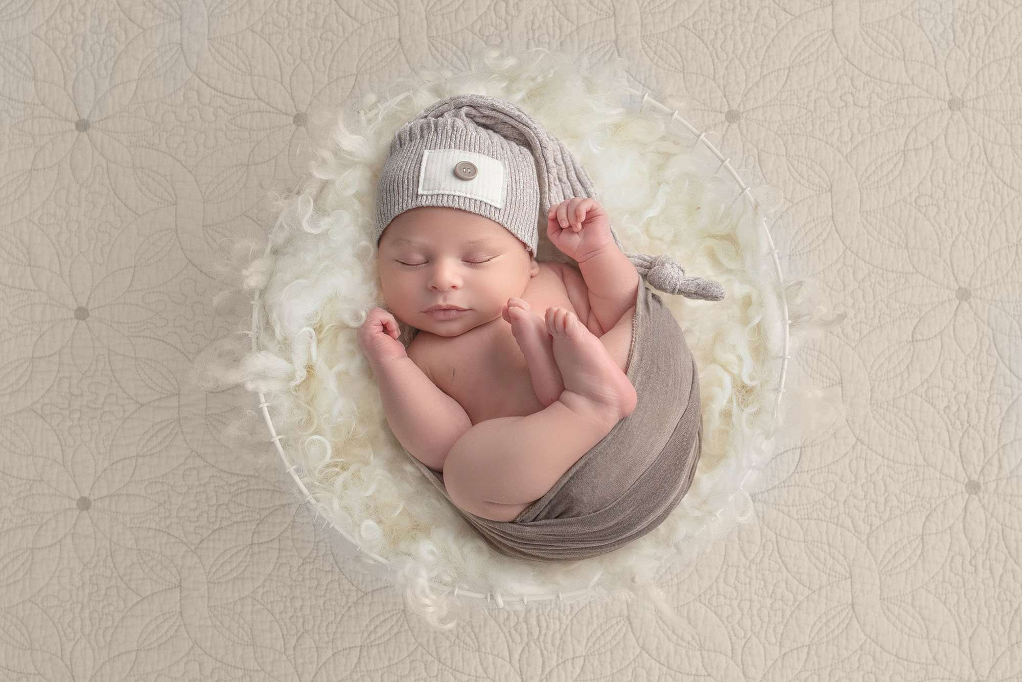 best newborn photographer hartford ct